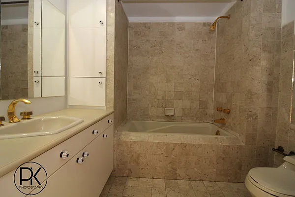 Rented by Proper Real Estate, LLC | media 9