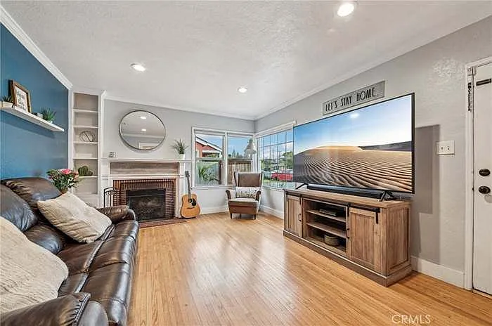 835 N Pine St — Photo 4