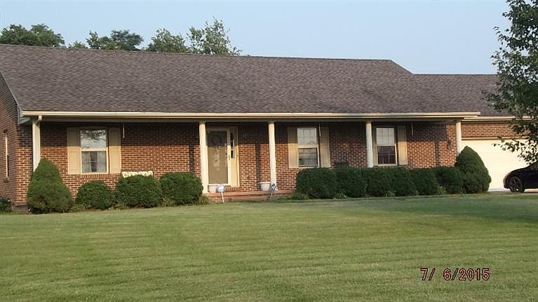 1st image of 420 Blackbird Ln