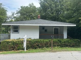 102 Brannon Ave, Greer, SC 29650