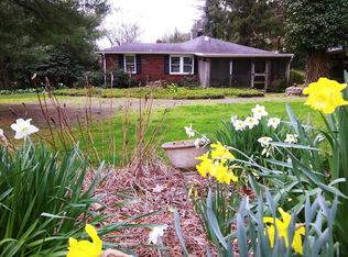 116 Wildflower Ln, Palmerton, PA 18071