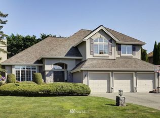 26606 SE 17th Pl, Sammamish, WA 98075