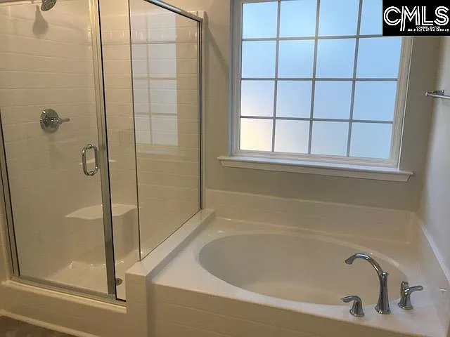 1403 Tamarind Ln — Photo 14
