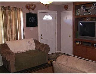 3rd image of 125 Dialita Dr