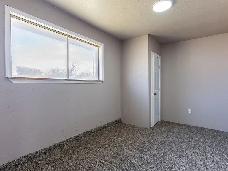 1421 Shalimar Dr — Photo 19