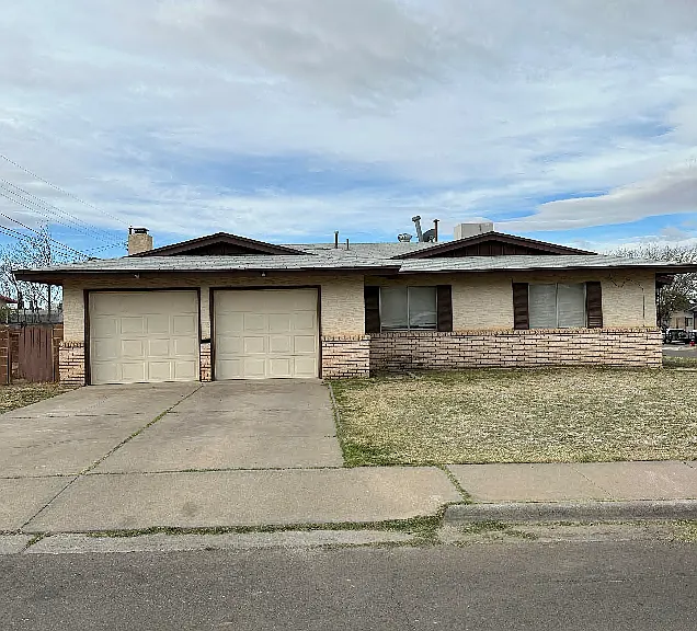 1210 McKinley Ave — Photo 2