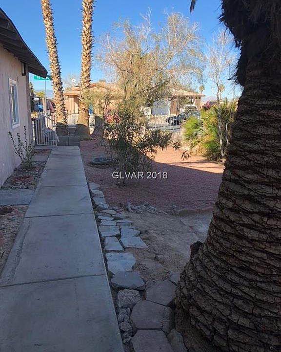 1st image of 4695 Via Renaldo