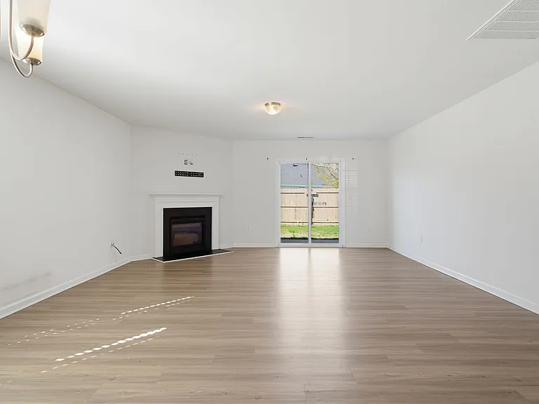 3916 Sabre Ln NW — Photo 25