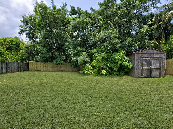 3rd image of 5455 Palm Ridge Boulevard