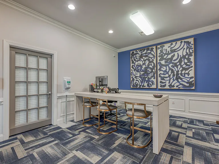 Reserve at Park West — Photo 25