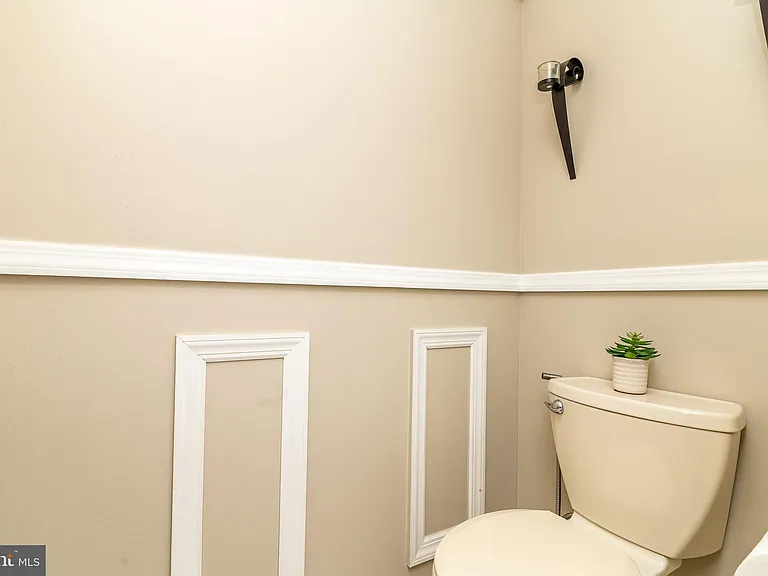 251 Fir Tree Ct — Photo 22