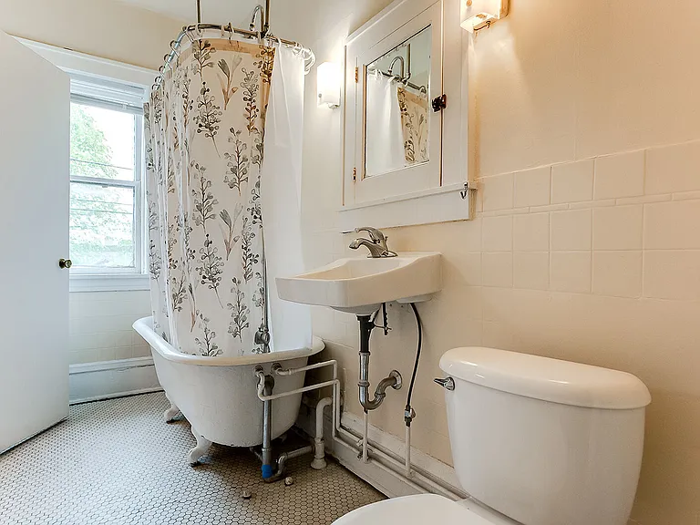 2124 Garfield Ave — Photo 10