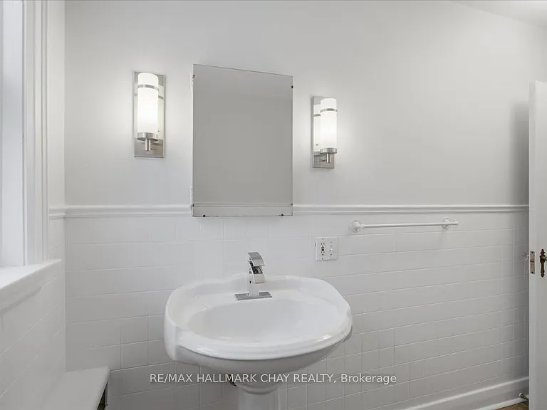 15 Parkside Dr #3 — Photo 33