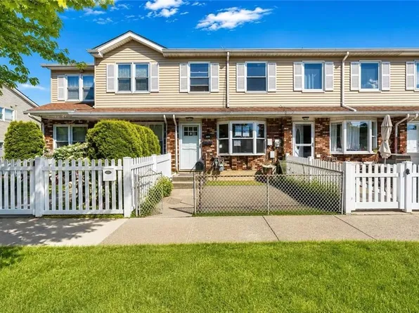 260 Milton Avenue image 1 of 13
