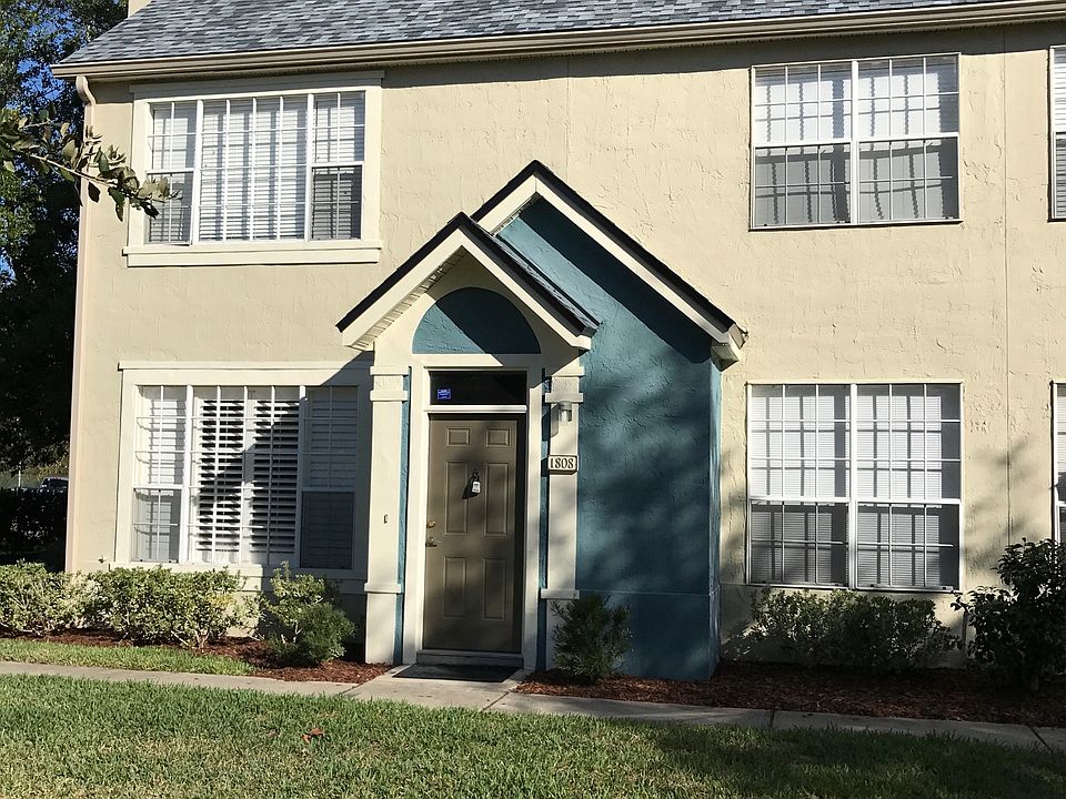 1st image of 13703 Richmond Park Dr N APT 1808