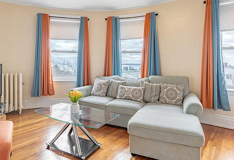 Bayview Apartments — Photo 3