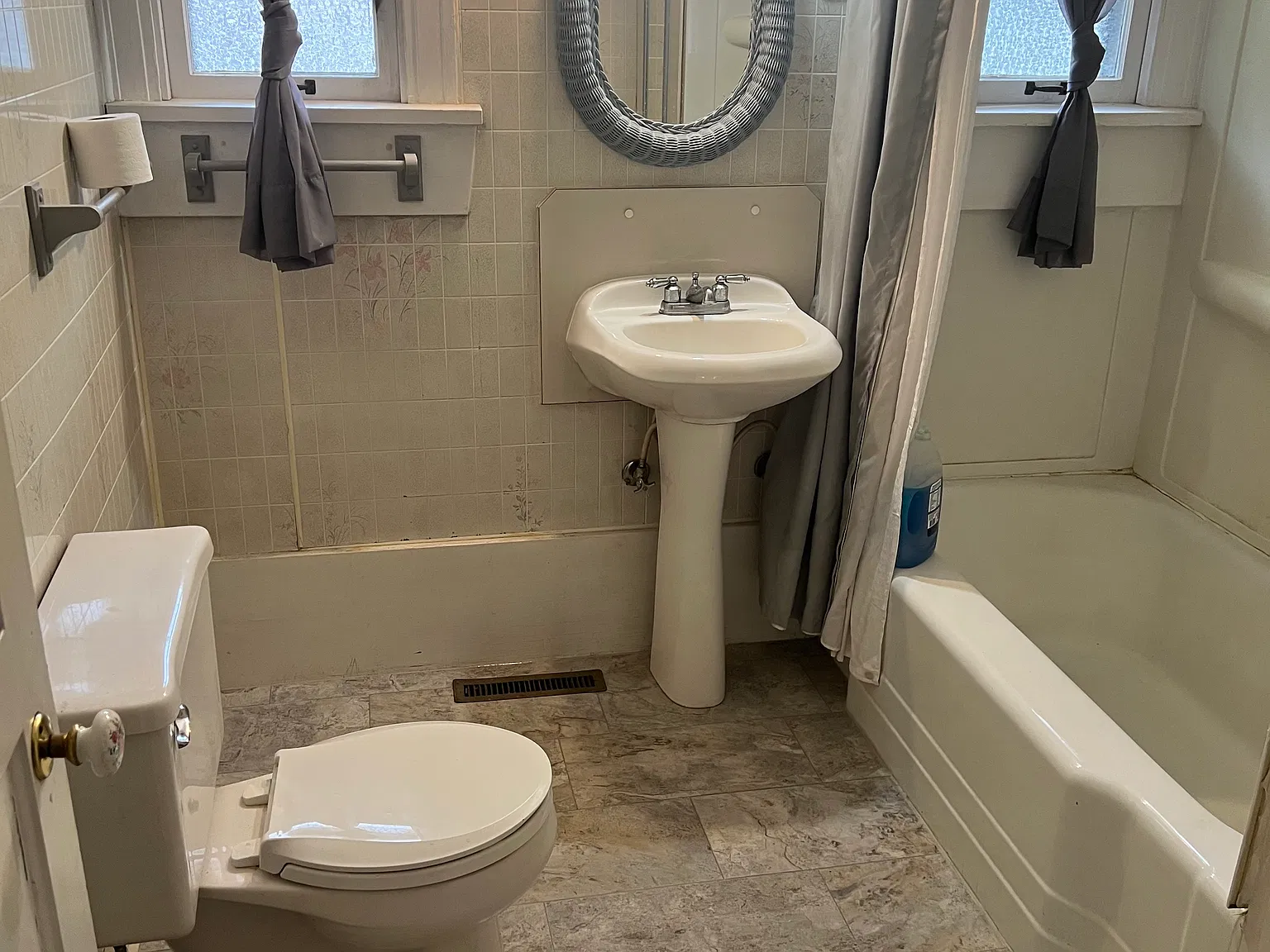 2 bed, 1128 sqft, $1,800 — Photo 3