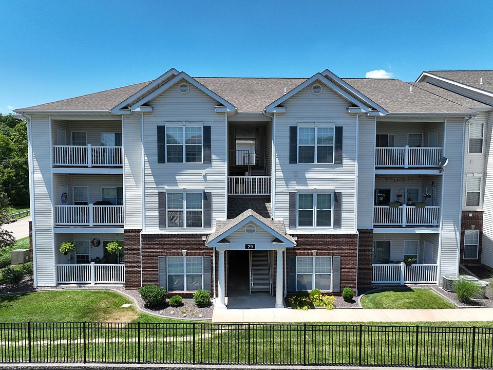1st image of 29 Kassebaum Ln APT 101
