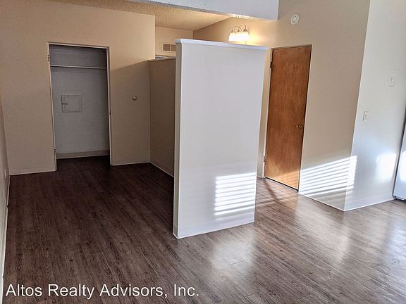2nd image of 2475 S York St APT 103