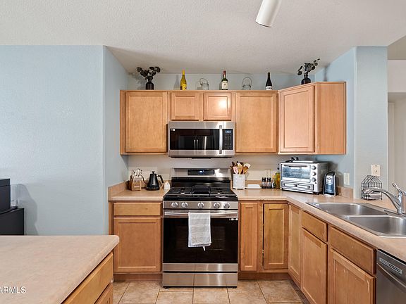 3rd image of 1785 SILVERADO Drive