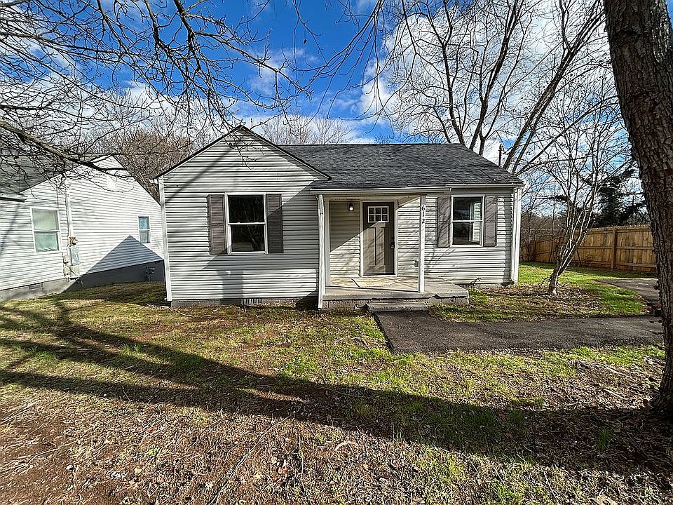 2 bed 1.5 Bath.  Renovated 