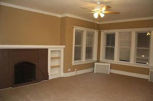 2nd image of 6244 N Claremont Avenue # 3 Rd Floor