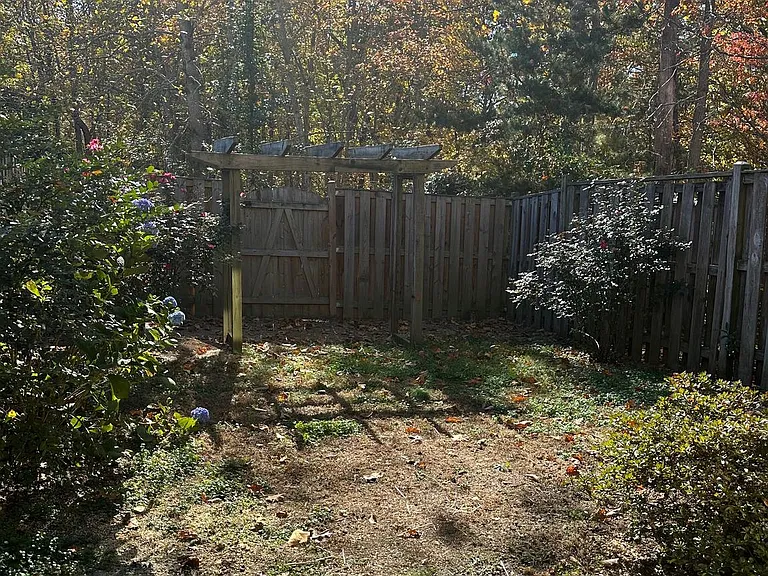 4413 Club Cart Cir — Photo 8
