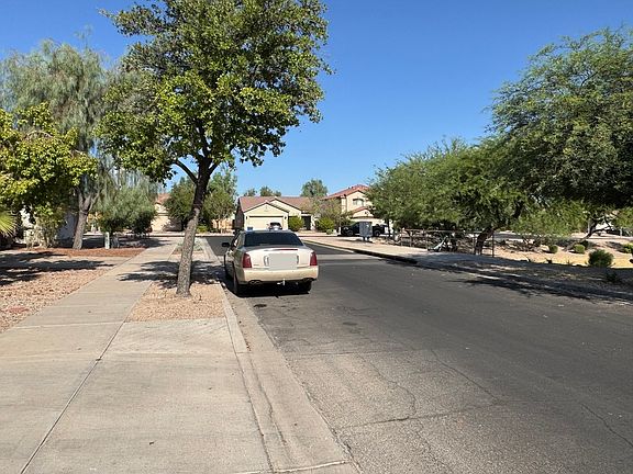 4th image of 110 E Beth Dr