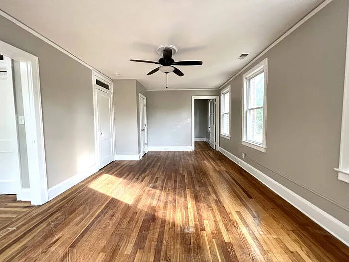 319 Howard St — Photo 10