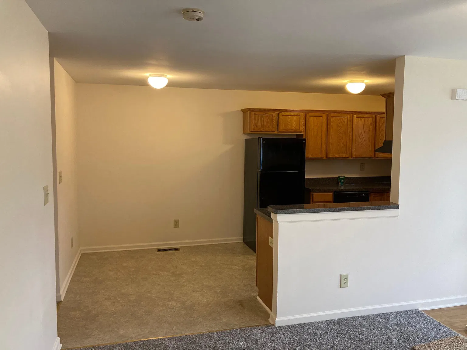 449 Whispering Hills Dr — Photo 4