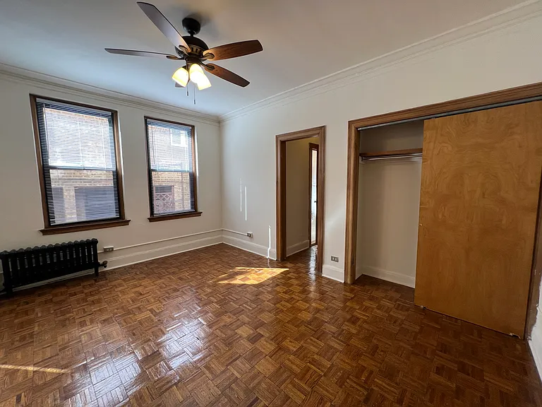 431 West Roscoe Street — Photo 23
