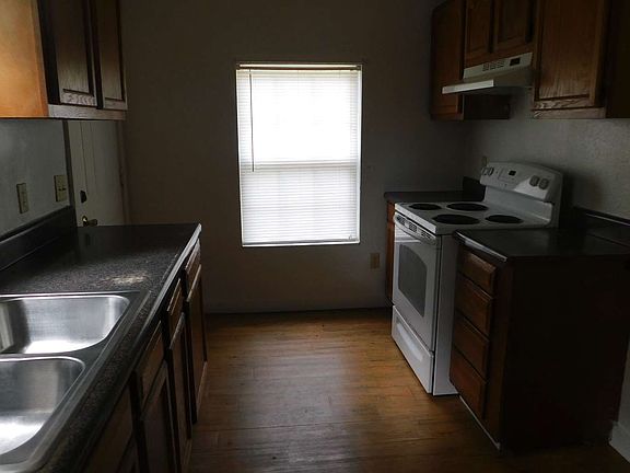 5th image of 177 NE Anderson Ter