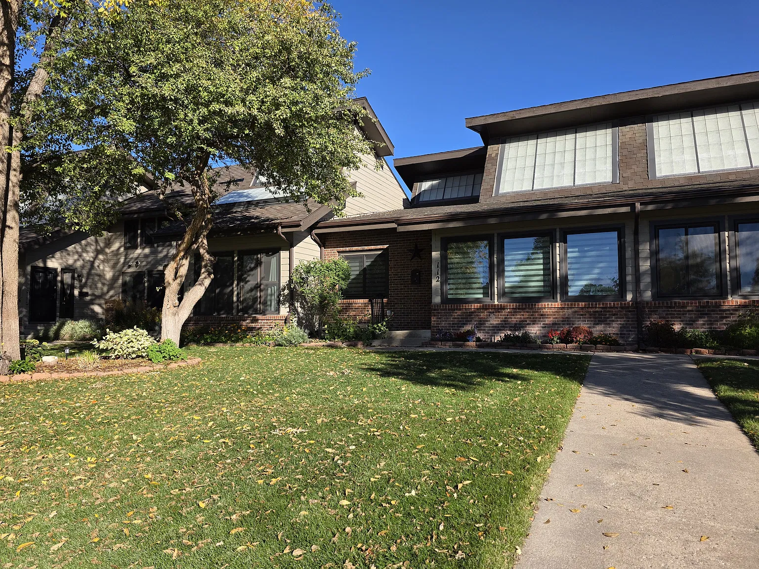 3 bed, 2243 sqft, $2,595 — Photo 1