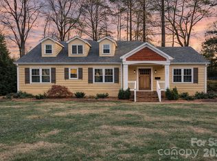 4467 Woodlark Ln, Charlotte, NC 28211