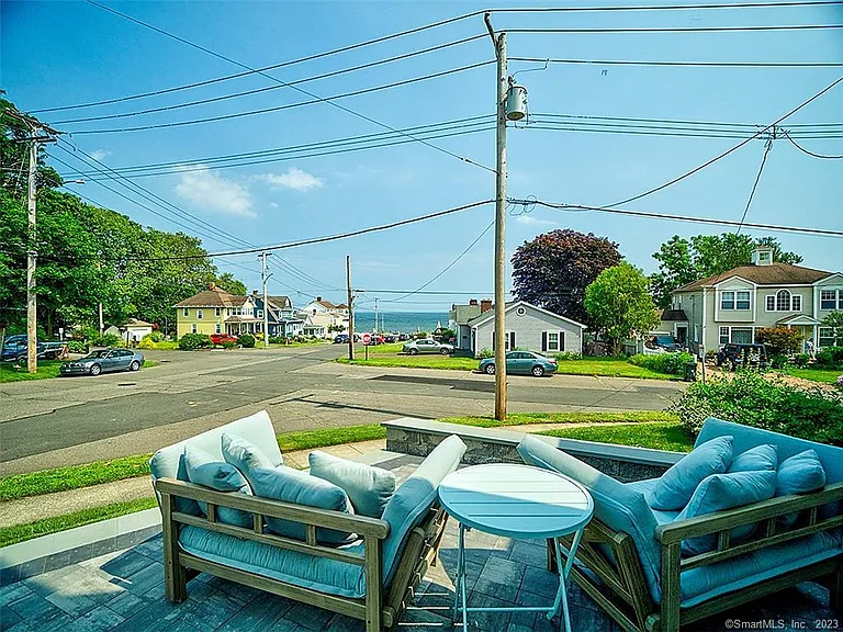 30 Seaview Ave — Photo 5