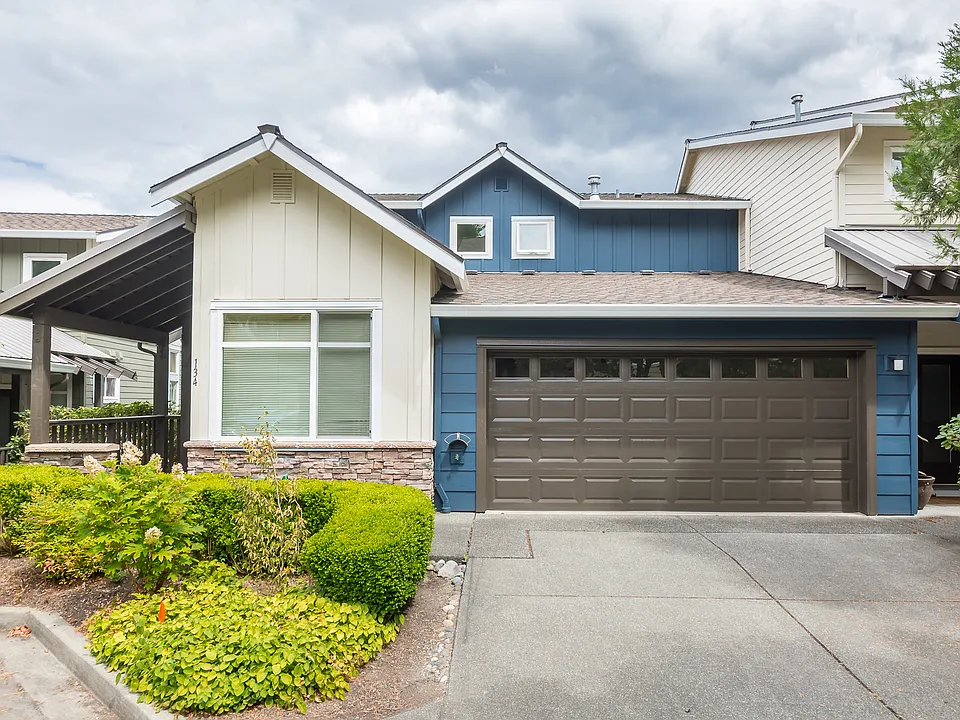 134 Cougar Ridge Rd NW