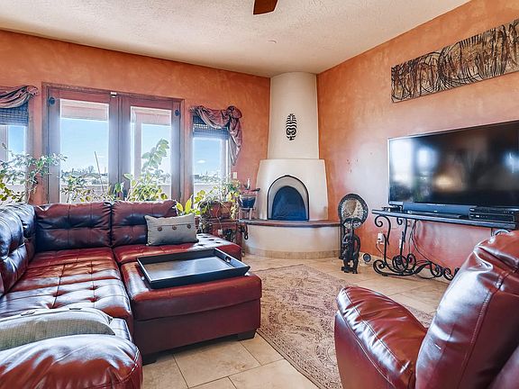 3rd image of 2904 Governor Mabry Ct
