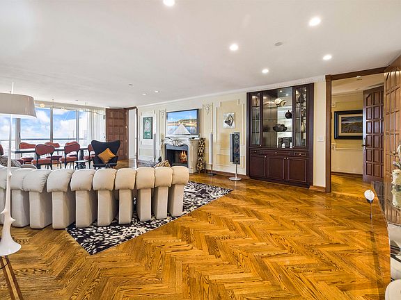 3rd image of 900 Palisade Ave #Penthouse 2401