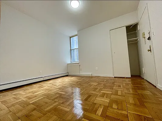 Rented by Building Equity Real Estate LLC | media 10