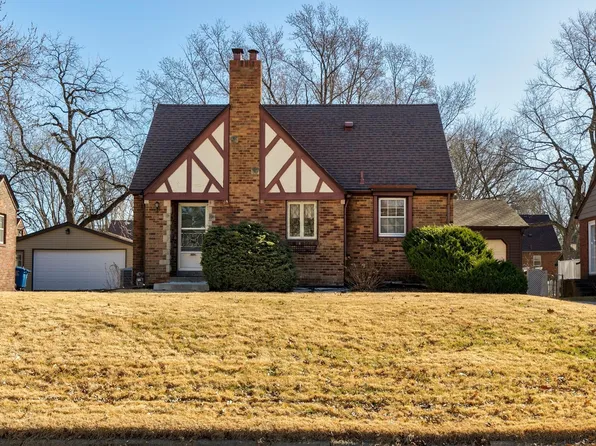 2905 46th St, Des Moines, IA 50310