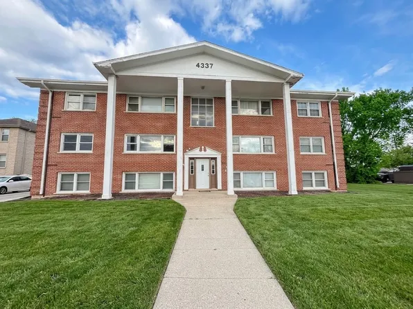 4337 Prescott Ave APT 2C, Lyons, IL 60534