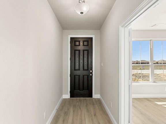 3rd image of 539 San Angelo Dr