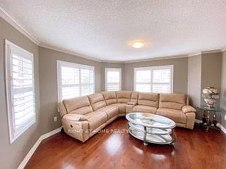 3192 Munson Cres — Photo 6