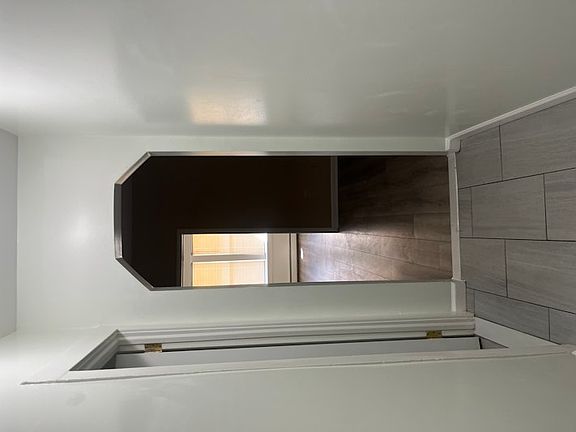 2nd image of 279 Belmont Ave Floor 2