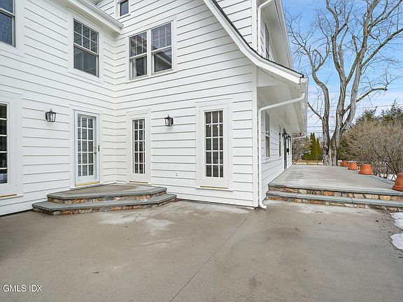 3rd image of 341 Sound Beach Ave