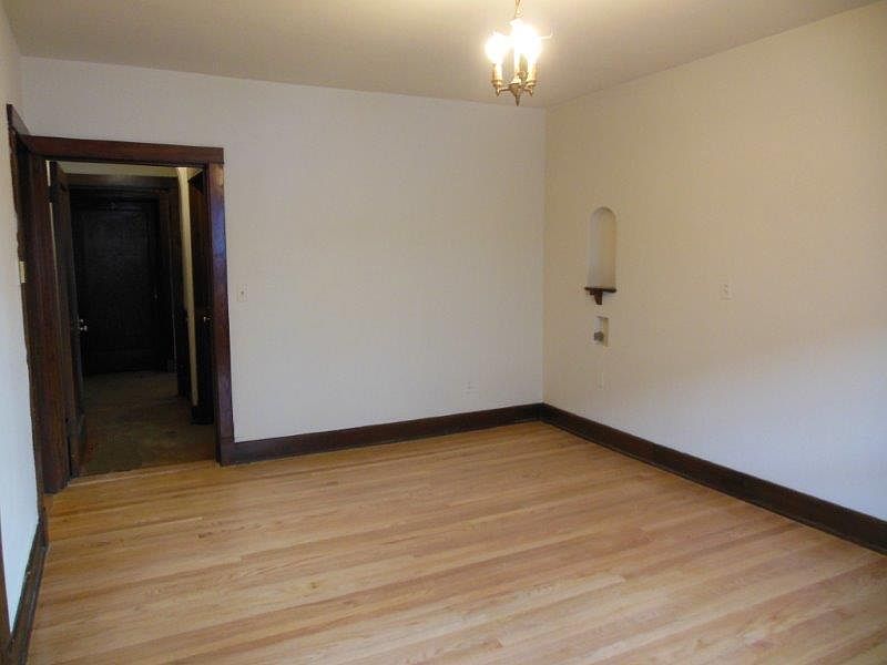 1st image of 540 W Washington Ave APT 203