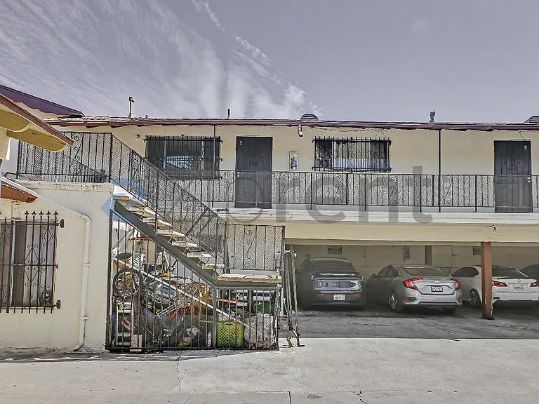 7119 Templeton St #C — Photo 2