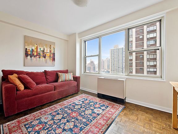 4th image of 400 E 85th St APT 15E