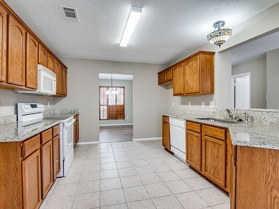 2nd image of 219 Jacob Ct