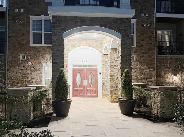 605 Quarry View Ct #301, Reisterstown, MD 21136